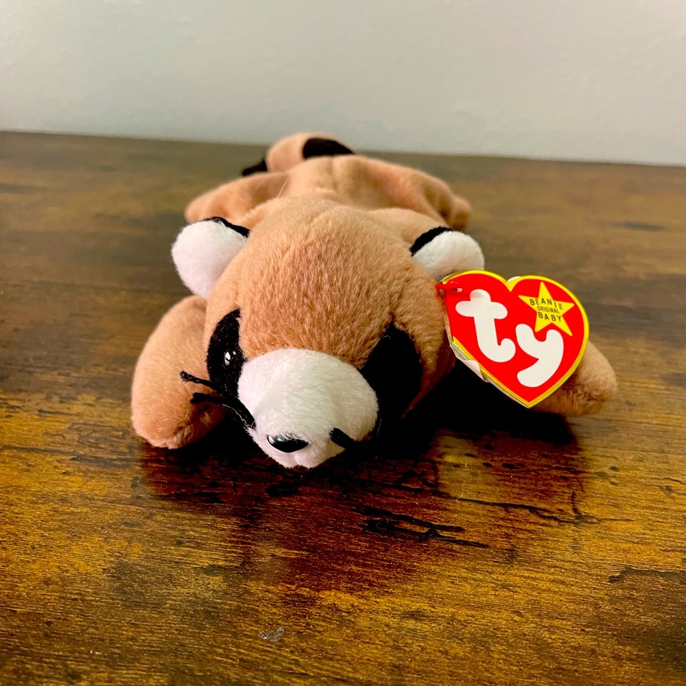 Ty Beanie Baby * Ringo the Raccoon * Date of birth: July 14, 1995 *